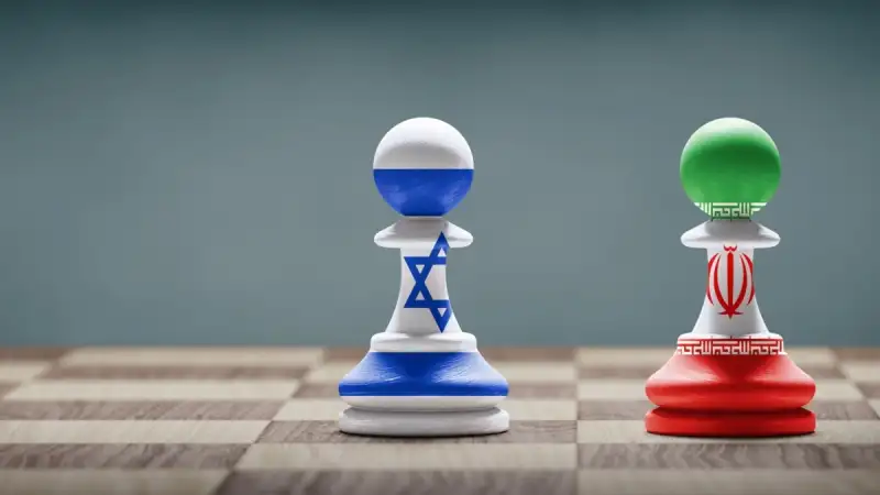 بازگشت به جنگ در سایه