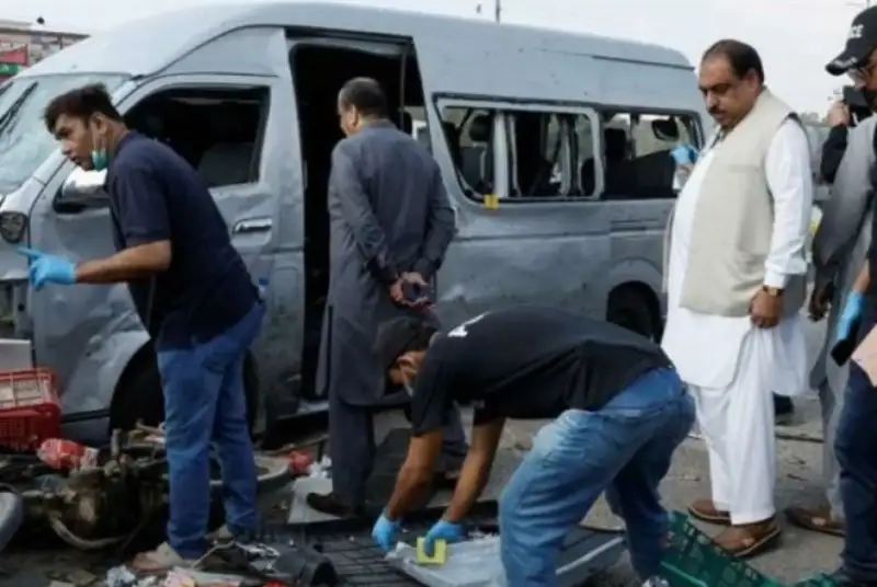 درحمله انتحاری در کراچی پاکستان، پنج شهروند ژاپنی جان سالم به‌در بردند