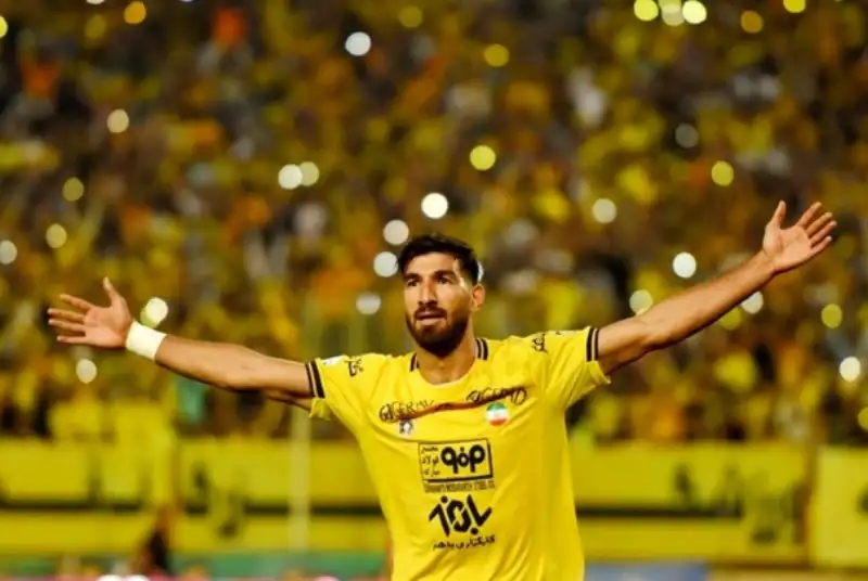 مغانلو؛ شهریارِ گلزنی