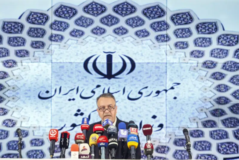 11500 شعبه در مرحله دوم انتخابات فعال است/ استقرار 4 صندوق الکترونیکی در شعب تهران
