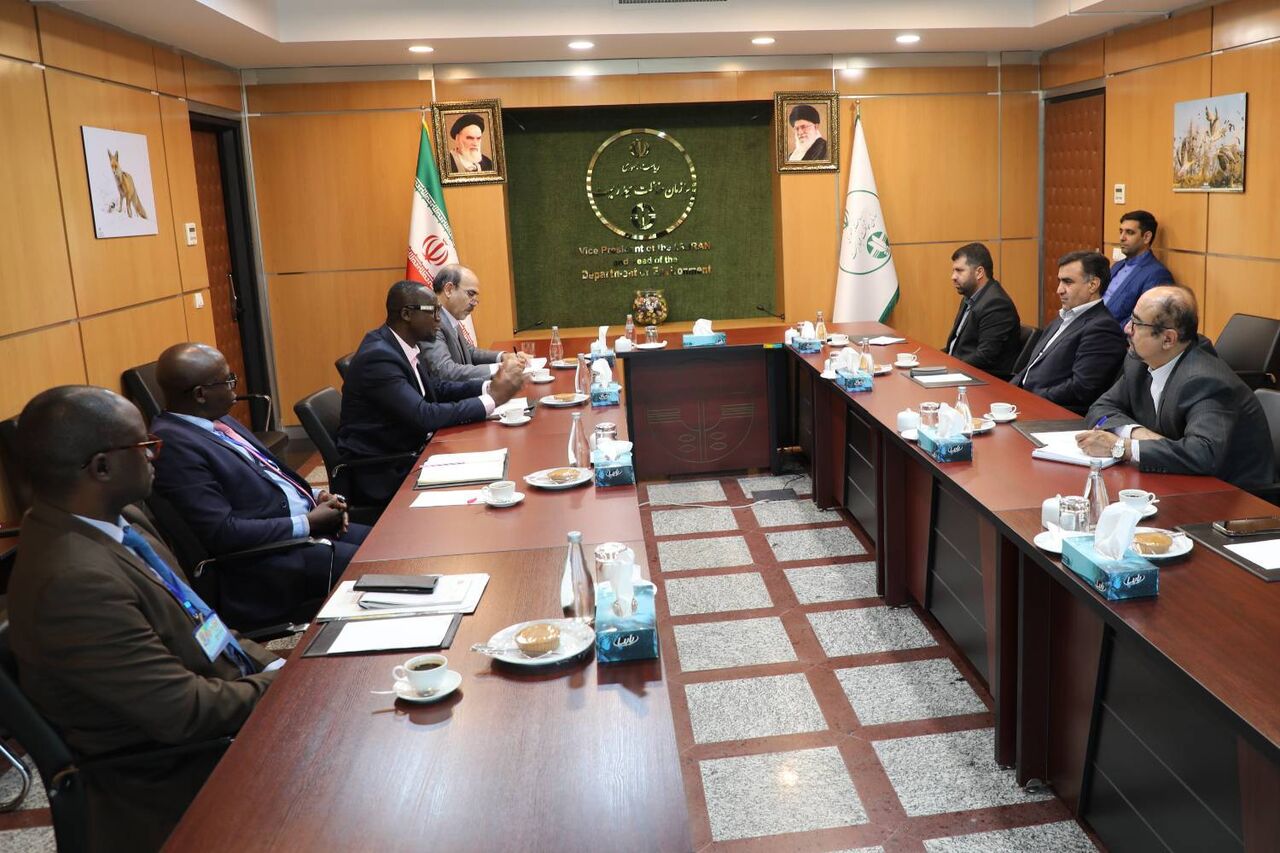 Iran, Central Africa discuss environmental cooperation