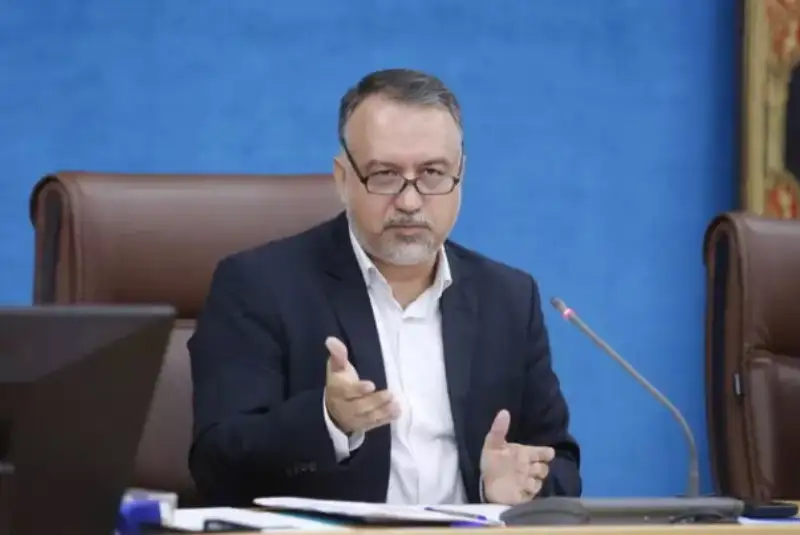 چه کسانی واجد شرایط رای دادن هستند؟