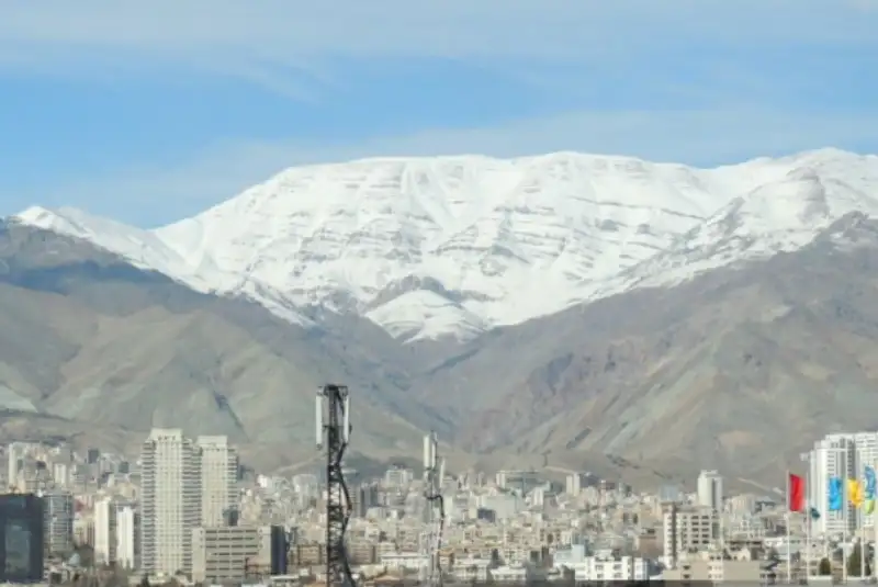 کیفیت هوای قابل قبول در تهران