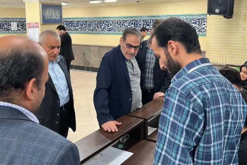 دریابان علی شمخانی رای خود را به صندوق انداخت