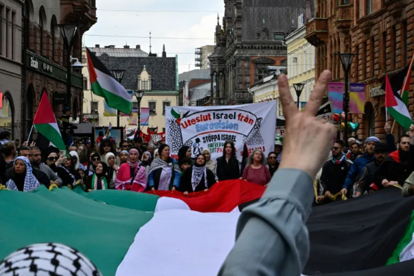 Protest art: Demonstrations against Israeli presence in historic "Eurovision"