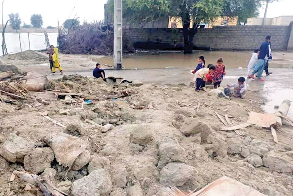 واریز مستمری فوق‌العاده به مددجویان سیل‌زده در سیستان و بلوچستان