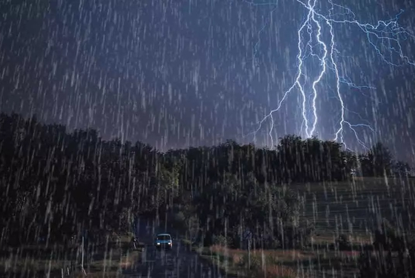 رگبار و رعدوبرق در غرب و شرق کشور