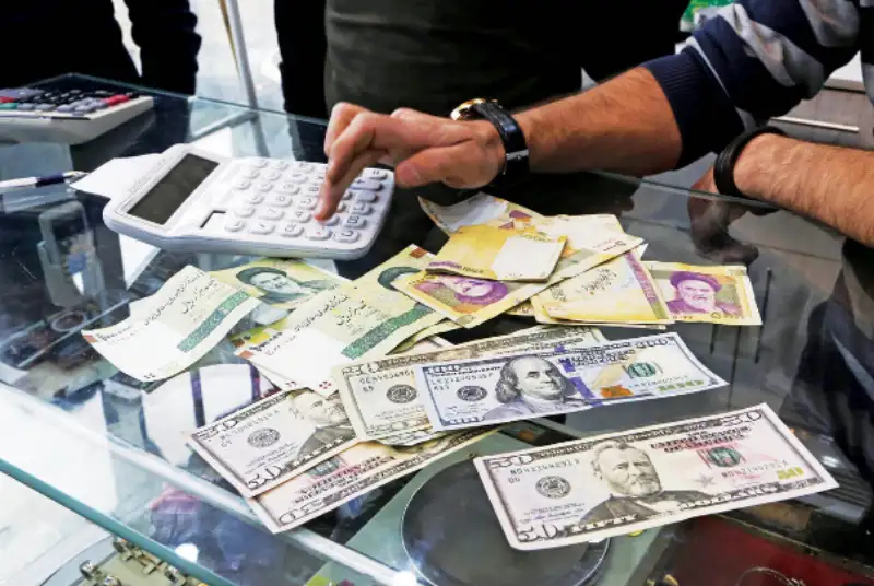 قیمت دلار  باز هم کاهشی شد