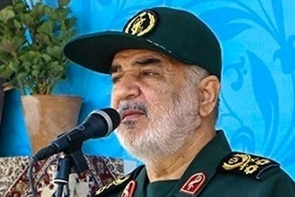 سرلشکر سلامی: از روایت پیشرفت‌های‌مان عقب مانده‌ایم؛ رسانه ها جبران کنند