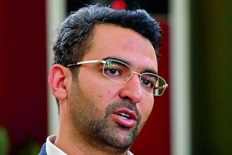 آذری جهرمی شهادت رئیس‌جمهور و همراهان او را تسلیت گفت