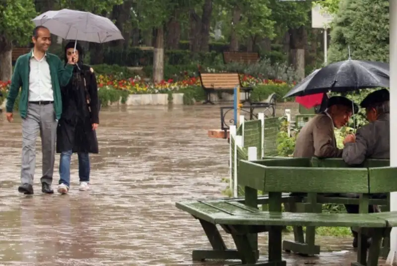 از فردا به مدت سه روز؛ هوای تهران بارانی است
