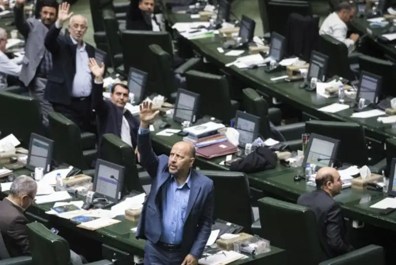 ارسال گزارش تحقیق و تفحص از اتاق بازرگانی ایران به قوه قضائیه
