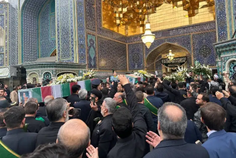 امشب؛ مراسم تکریم و بزرگداشت شهدای خدمت در حرم حضرت معصومه(س) برگزار می شود