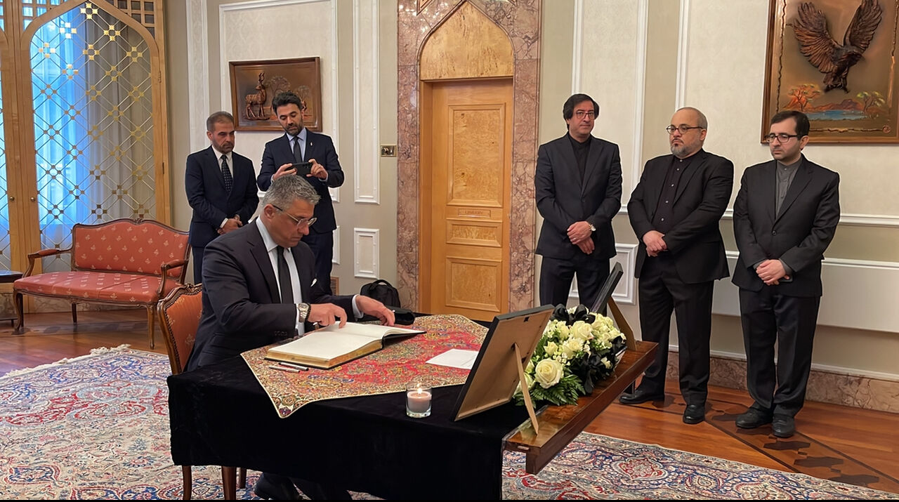 Foreign political officials attend Iran’s embassies to honor the late Iranian president, his entourage