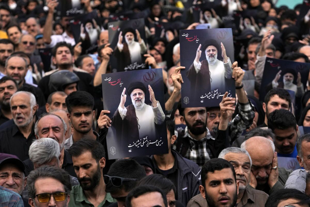 انتقاد از استفاده انتخاباتی برخی اصولگرایان از فضای ایجاد شده پس از شهادت رییس جمهور