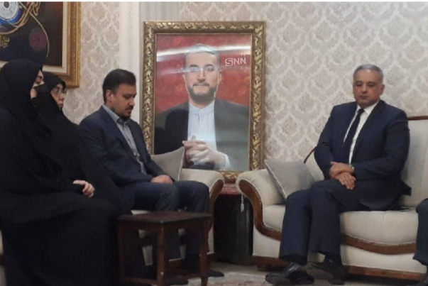 حضور وزیر فرهنگ لبنان در منزل شهید امیرعبداللهیان