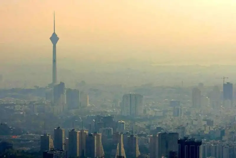 تهران در مرز آلودگی هوا