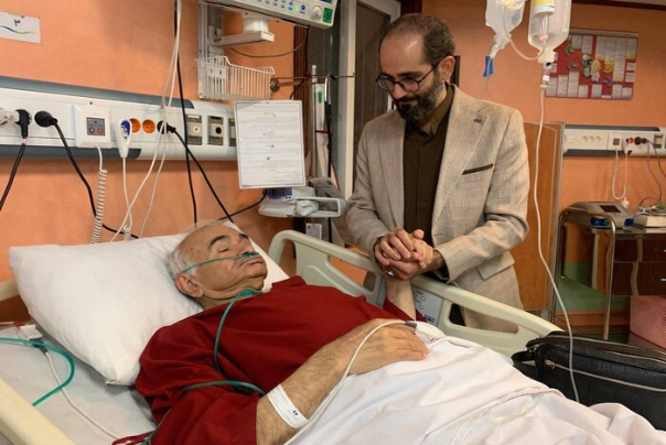 حال محمدعلی بهمنی شاعر پیشکسوت رو به بهبود است
