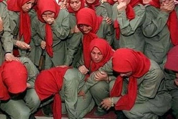 پلیس فرانسه به مقر گروهک منافقین حمله کرد
