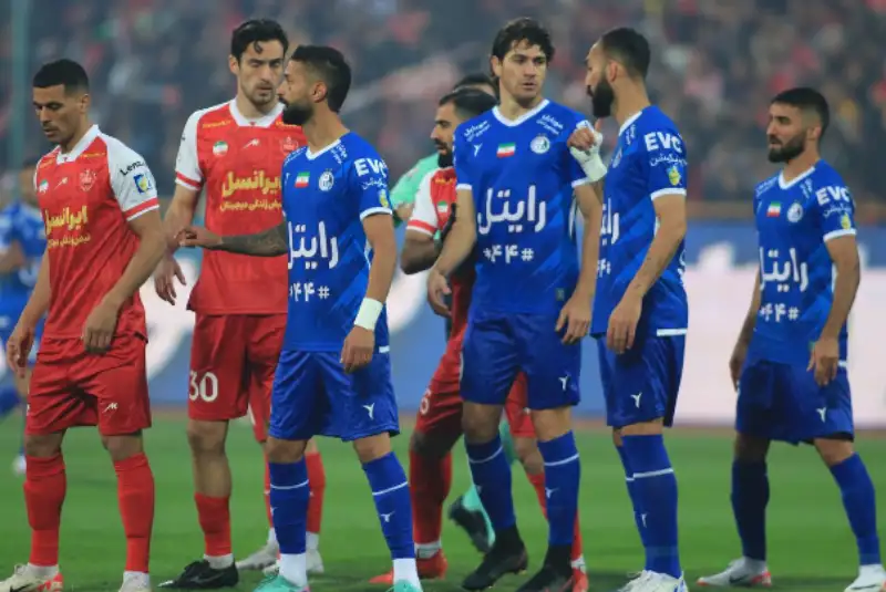 مجوز حرفه‌ای پرسپولیس و استقلال صادر شد