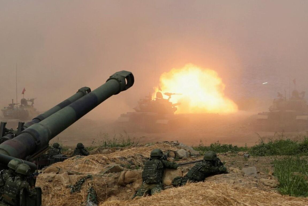 Планета вновь оказалась на пороге глобального конфликта, заявили в Минске