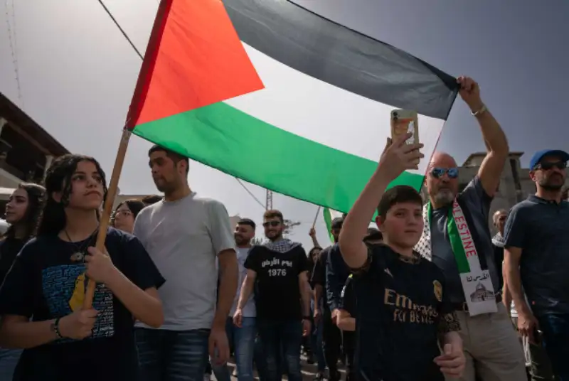 تل‌آویو 50 اسیر فلسطینی را آزاد کرد+فیلم