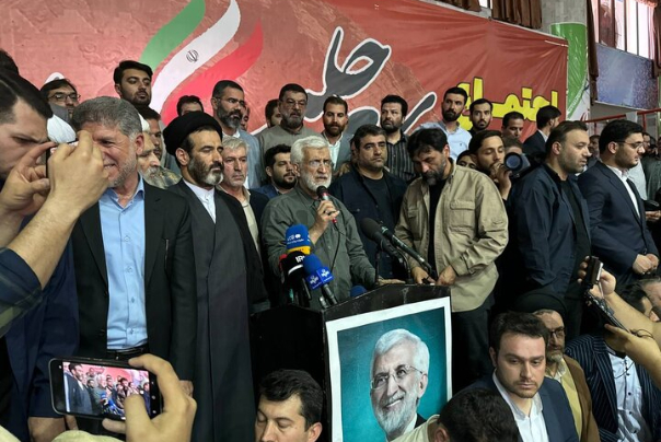 جلیلی: همه مردم باید پای کار باشند و در سرنوشت کشورشان سهیم باشند