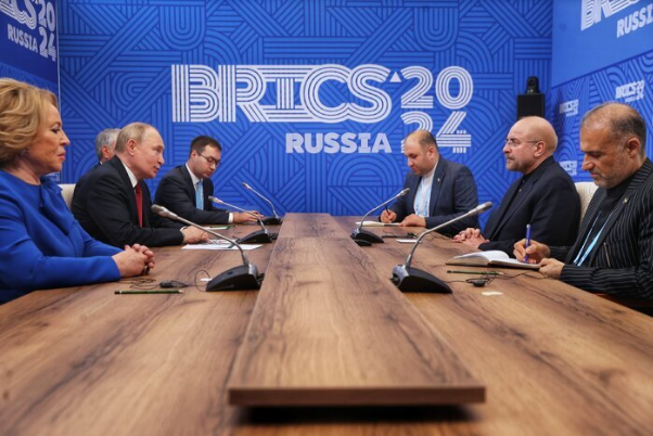 Путин заявил, что Россия рада началу полноценной работы Ирана в БРИКС