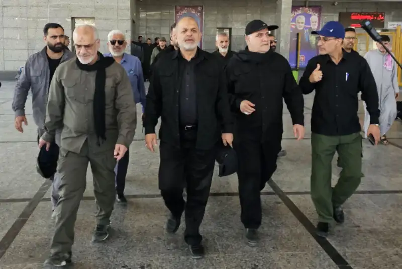 وزیر کشور: زائران اربعین در کمترین زمان به عراق وارد می‌شوند