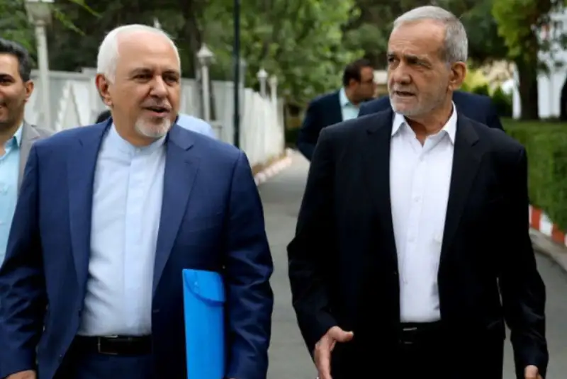 ظریف رئیس شورای راهبردی انتقال دولت چهاردهم شد