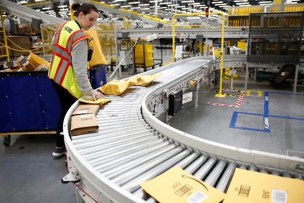 اختلال یا قطع خدمات وب آمازون در بحرین پس از حمله ایران