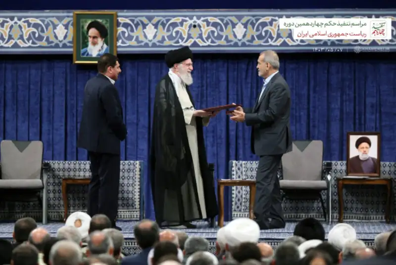مسعود پزشکیان به‌عنوان رئیس جمهور اسلامی ایران منصوب شد