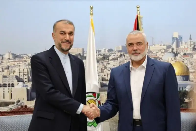 تسلیت خانواده شهید امیرعبداللهیان در پی ترور اسماعیل هنیه