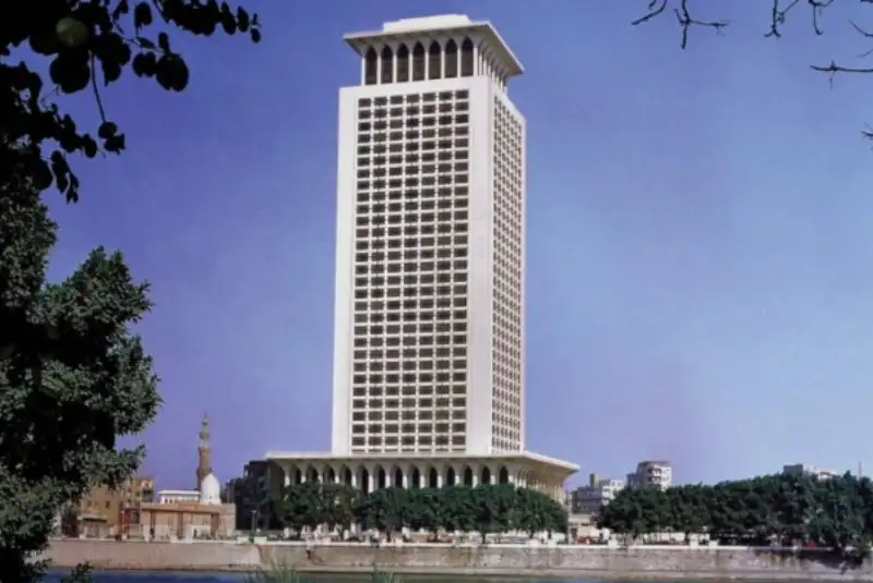 رایزنی تلفنی وزیران خارجه مصر و عربستان درباره تحولات منطقه
