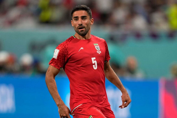 میلاد محمدی سرخپوش شد