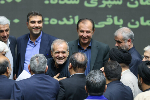 حضور سرزده رئیس‌جمهور در  مجلس