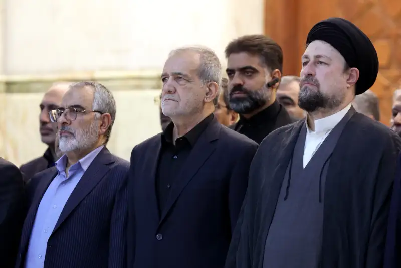 اعضای هیأت دولت با آرمان‌های بنیانگذار جمهوری اسلامی تجدید بیعت کردند