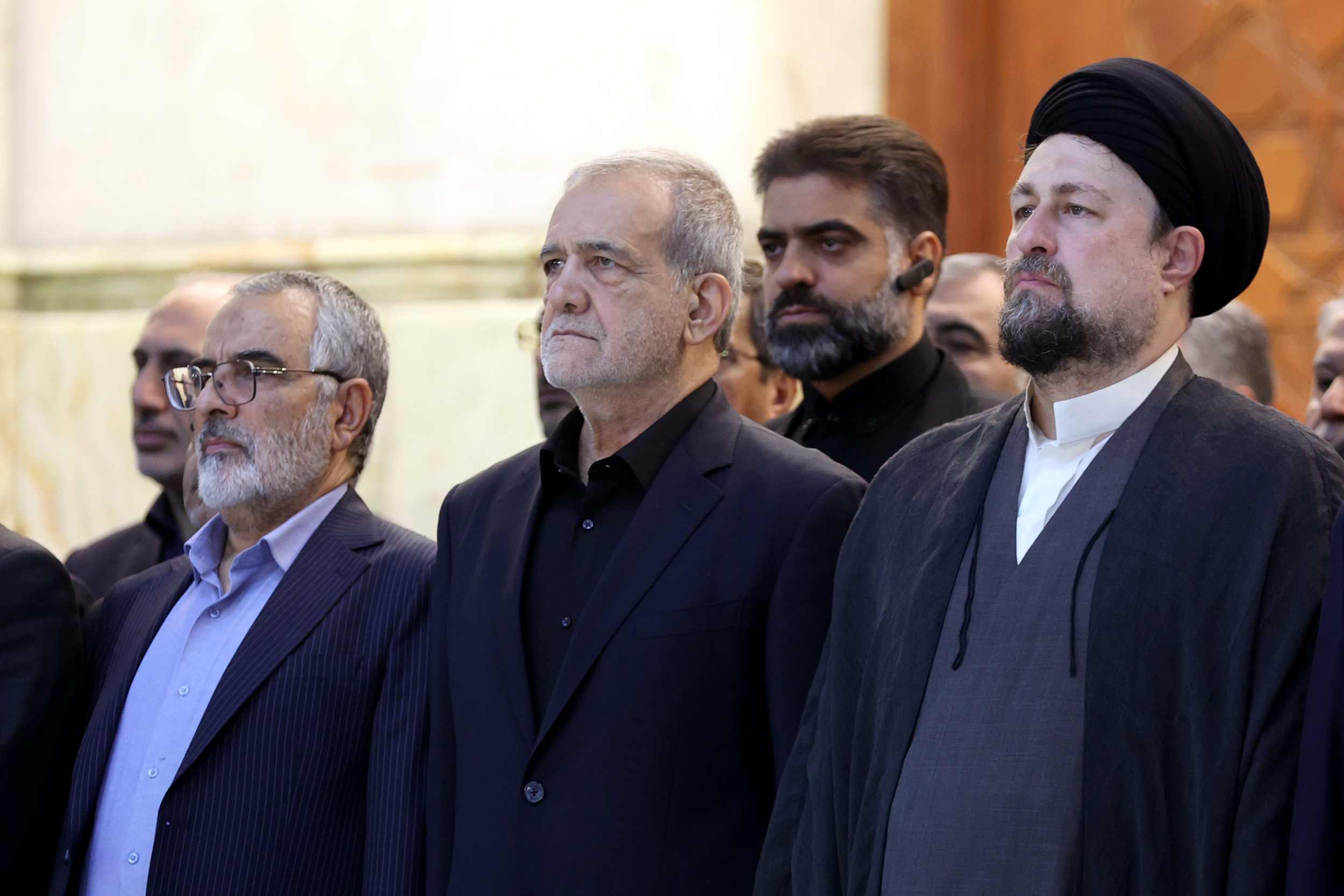 اعضای هیأت دولت با آرمان‌های بنیانگذار جمهوری اسلامی تجدید بیعت کردند