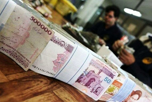 پرداخت تسهیلات به کارکنان بانکها منطبق با مصوبات است