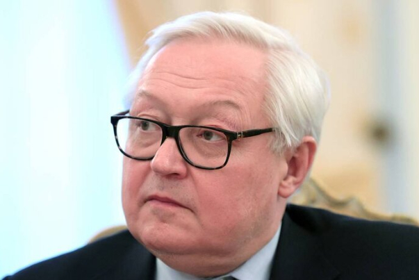 Рябков призвал США "не совать нос" в ВТС Ирана и РФ