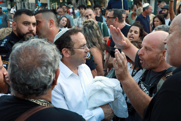 ערעור הוגש לעליון נגד ההחלטה לאסור תפילה בהפרדה בת"א ביום כיפור