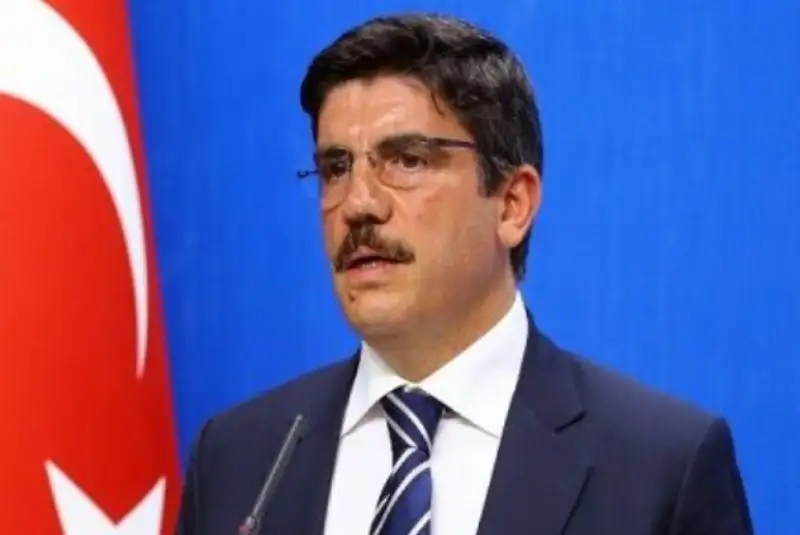 مشاور سابق اردوغان: ترور سید حسن نصرالله جنایتی بزرگ است