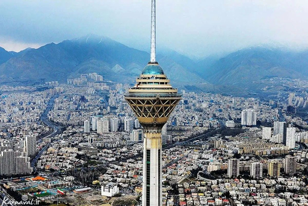 تخفیف 70 درصدی برج میلاد؛ جشنواره تابستانی آغاز شد