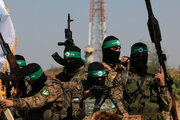 حمله قسام با «یاسین 105» به تانک و نفربر اشغالگران