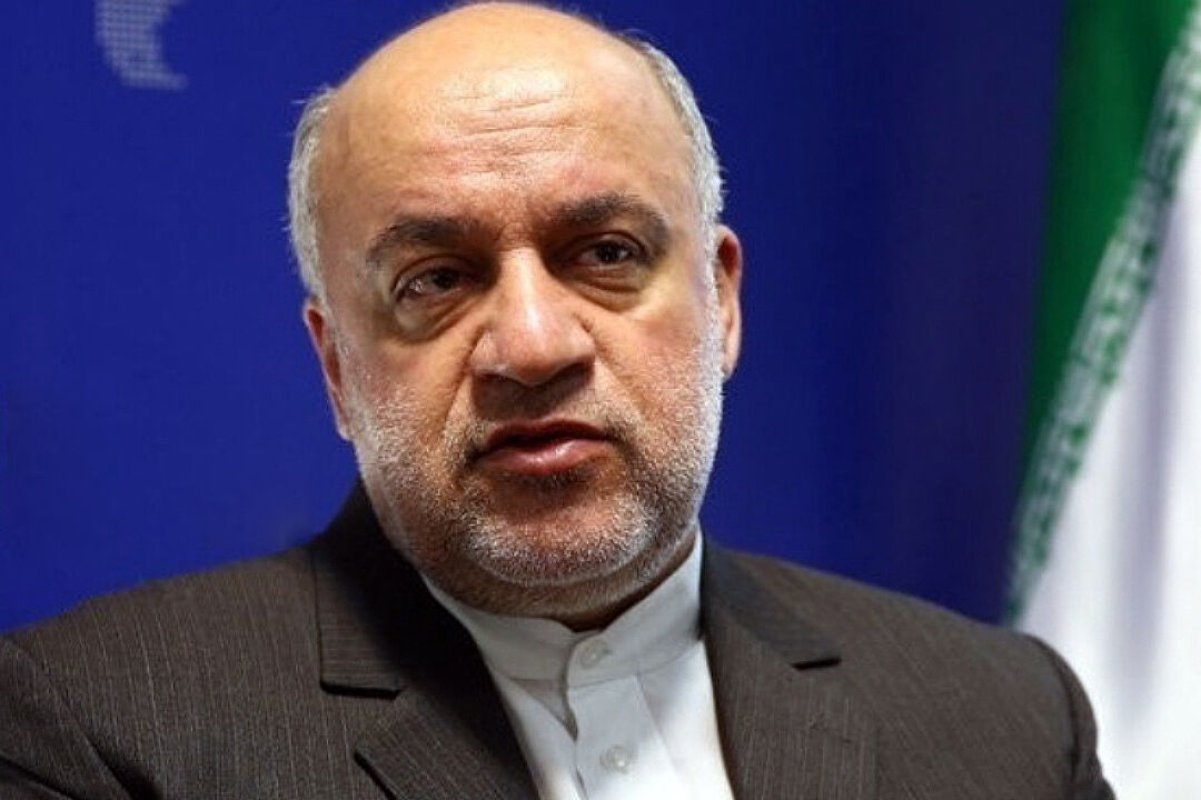 Iran ambassador to Beirut receives gift from Supreme Leader