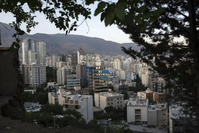 ذرات معلق کاهش یافت/ هوای تهران در وضعیت قابل قبول