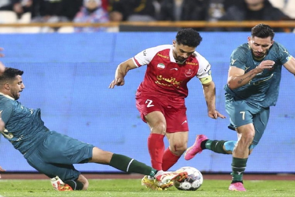 پرسپولیس 2 - شمس‌آذر 0/ سرخ‌پوشان تهران به صدر جدول رسیدند +فیلم