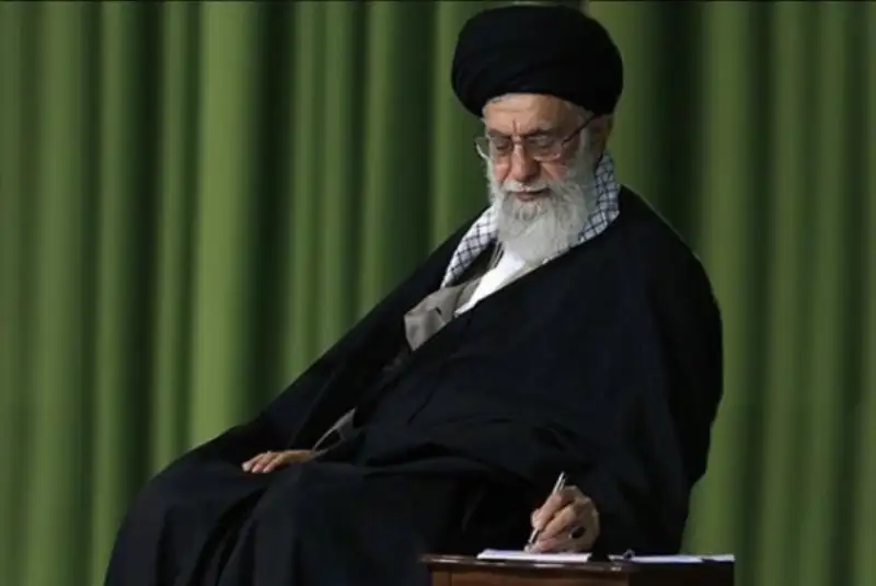 پیام تسلیت رهبر معظم انقلاب درپی شهادت امام جمعه کازرون
