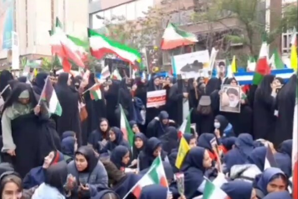 بشعار"أميركا محور الشر في العالم"..بدء مسيرات اليوم الوطني لمقارعة الاستكبار العالمي في أرجاء البلاد