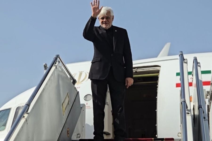 VP leaves Iran for Saudi Arabia to attend summit on regional tensions